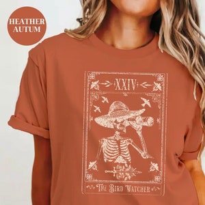 Camiseta de esqueleto de observador de aves Camiseta de la carta del tarot para amantes de la naturaleza al aire libre Use su pasatiempo, camiseta de campamento al aire libre Aficionado a las aves
