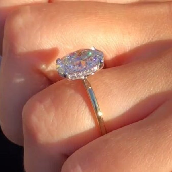 2.8 CT Oval Moissanite Engagement Ring, Oval Hybrid Crushed Moissanite, diamond hidden halo Haley bieber Ring, Anniversary Gift for her.