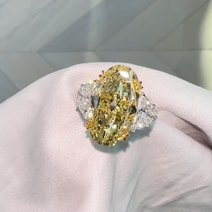 6.60 CTW Light Yellow Oval Engagement Ring, Side Stone Round Natural Yellow Sapphire, Ring For Women, Wedding Ring, Vintage Ring, Christmas