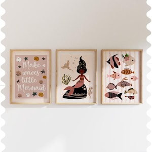 Arte de pared de sirena negra, juego de 3 impresiones bohemias oceánicas, peces y rayas divertidos, tipografía "Make Waves", decoración costera para habitación de bebé, arte de pared oceánico para habitación de niña