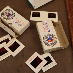 Vintage slide frame set of original box, Diapositive photo slides, photo slides, Retro photography, Diapositive