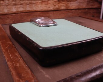 Glancing Weight Scale Machine- Analog Weight Machine For Human Body (Personal Weighing Scale), Capacity 120Kg