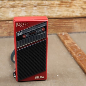 Retro Radio Transistor - Selga R-8310 Portable Radio - MW/LW Portabe Radio - Handheld Radio - Selga R-8310 - Working Radio Receiver