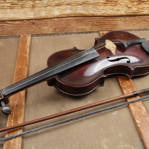 Old, Vintage musical instrument - Vintage European Violin By Dimitar Georgiev Kazanlak 1948
