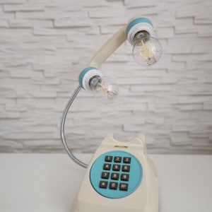 Lamp telephone
