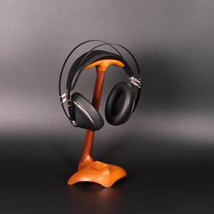 Handmade Yellowheart & Black Walnut Headphone Stand: Audiophile Grade