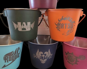 Personalized dog crate photo bucket 1 quart stainless water pail custom kennel bucket laser engraved dog crate pail colored with CERAKOTE