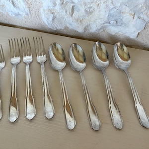 Mixed Vintage Art Deco Cutlery Set