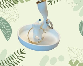 Adorable Dancing Fox Ring Tree