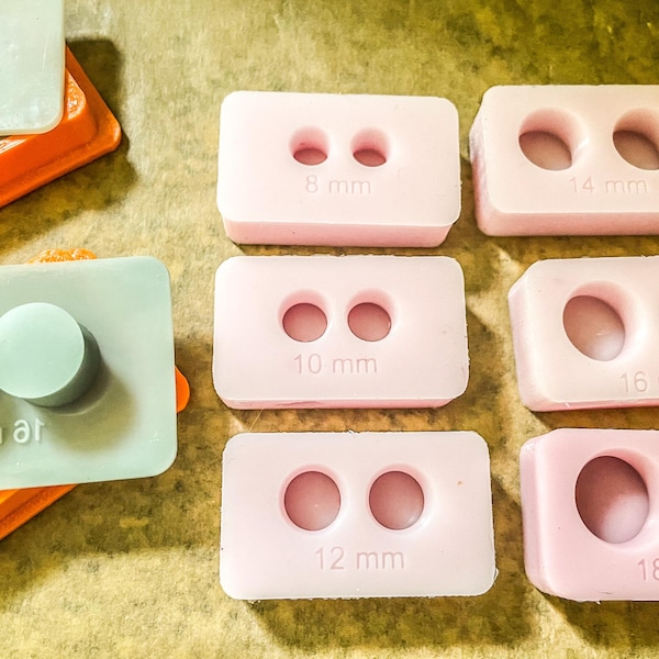 Moldes de silicona para tapones para la piel - Tapones con doble acampanado - 8-22 mm - Elige tu talla