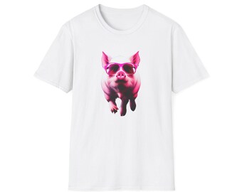 Pig T-Shirt - Cute & Eye-catching Graphic, Perfect for Everyday Wear and Pig Lovers, Awesome Gift Choice