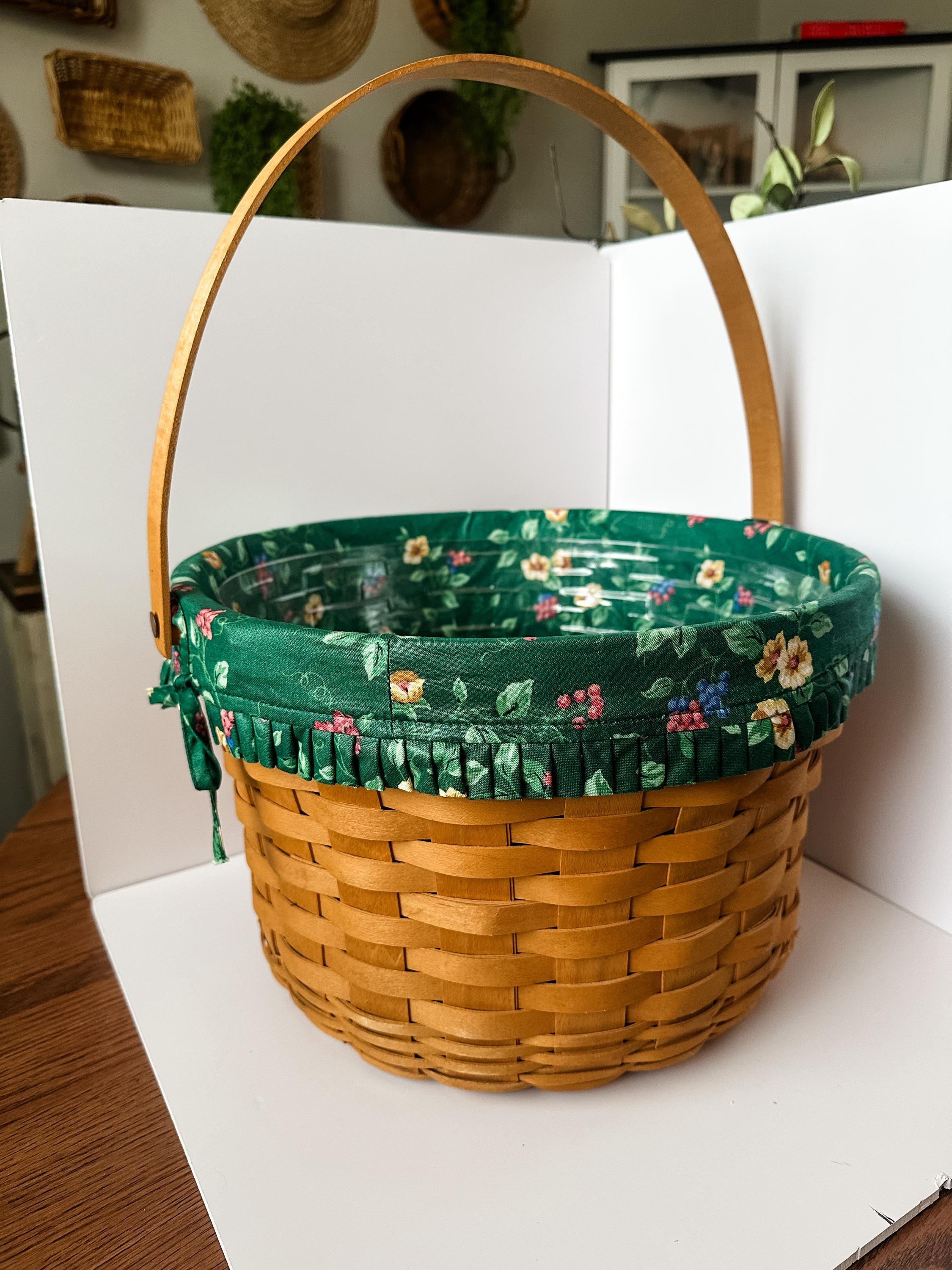 1996 Longaberger Large Round Basket Set: Green Floral Liner