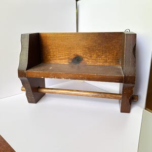 Suporte de papel toalha de madeira vintage – prateleira de parede, organizador de cozinha estilo fazenda dos anos 80, decoração campestre