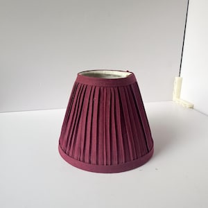 Vintage Maroon Pleated Lampshades – Set of 6 Clip-On Fabric Shades, 1980s Traditional Lighting, Burgundy Accent Decor