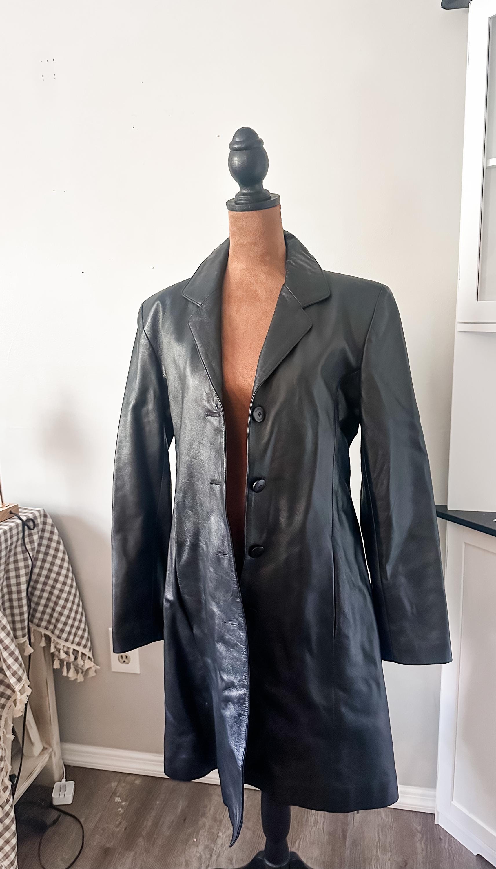 Vintage Versses London Genuine Leather Trench Coat | Black Real