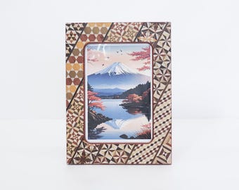 Hakone Yosegi-Zaiku Photo Frame, Traditional Woodcraft, Fits Postcard Size (14x9.5cm / 5.5x3.7in), Art Decor