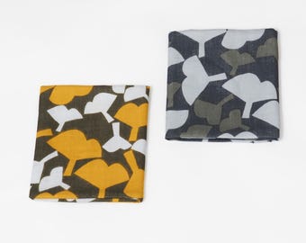 Hand-Dyed 100% Cotton Gauze Handkerchief, Good Luck Symbol Ginkgo Leaf Pattern Kyoto Craft 34cm / 13.4in Square