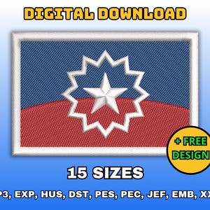 Puede incluir: Parche bordado con el diseño de la bandera del Juneteenth. El parche tiene una parte superior azul, una inferior roja y una estrella blanca en el centro. Las palabras "DESCARGA DIGITAL" y "15 TAMAÑOS" se muestran arriba y abajo del parche. Un círculo amarillo con "+ FREE DESIGN" está en la esquina inferior derecha.
