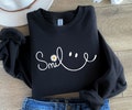 Daisy Smile Sweatshirt, Positive T Shirts, Cute Fall Sweatshirt, Floral Shirt For Women, Women's Flower Sweatshirt, Minimalist Sweater