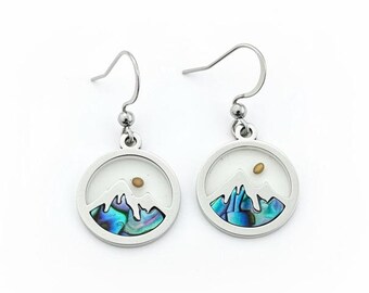 Pendientes Mustard Seed Faith: Abulone Mountain Drop, hipoalergénicos