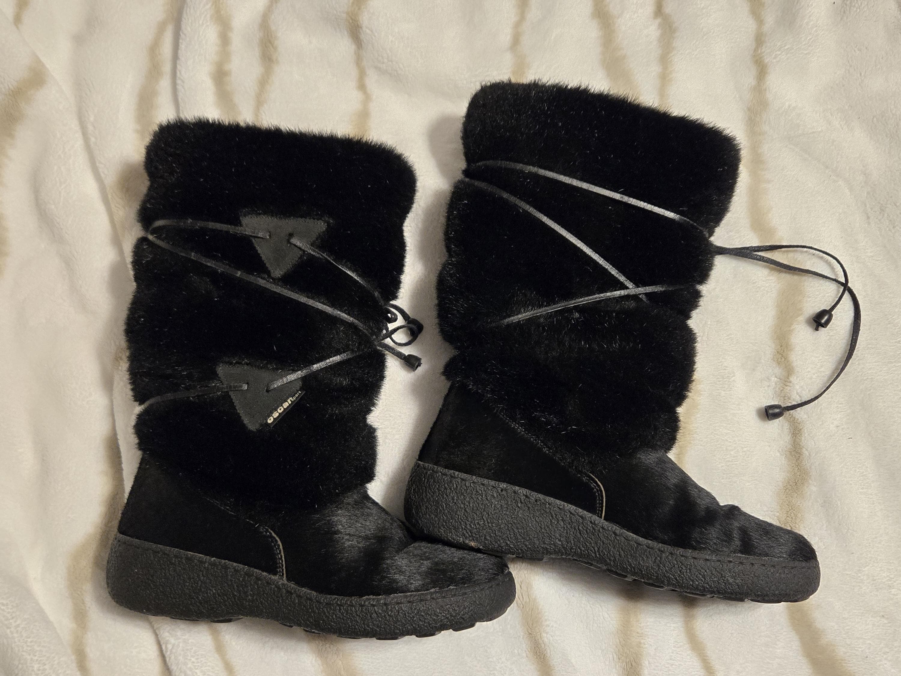 VINTAGE Oscar Sport Italy Après-Ski Boots - Genuine Black Goat Fur & Leather Oscar Sport Boots for Women for sale - eBay main image 4