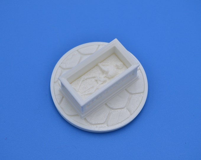 Coffin (with hidden stairs or skeleton) for Terrain or Objective Marking in TTRPG or Wargame (Model by Antigone Miniatures)