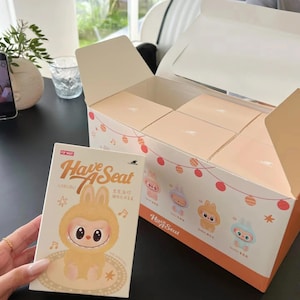 Haben Sie einen Sitz Macaron Serie Puppe, Handgemachte Blind Box Figur, Kawaii Vinyl Spielzeug, niedliches Sammlergeschenk, Überraschungs Taschenanhänger Schlüsselbund