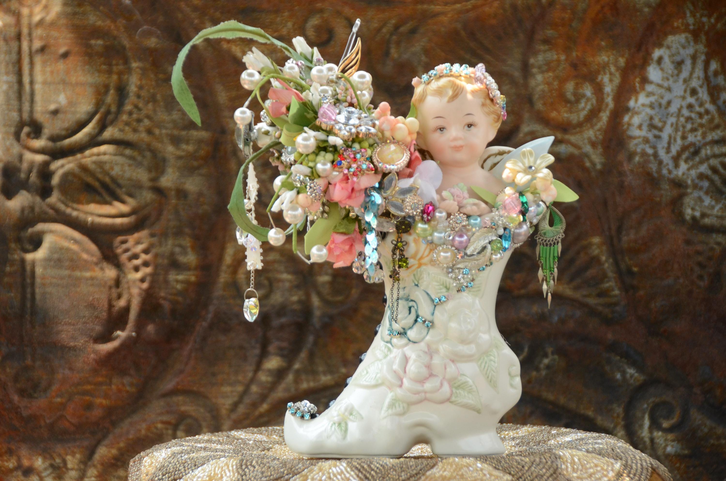 Victorian Angel Vase - Etsy - Page 2
