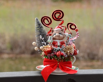 Christmas ORNAMENT Centerpiece | Christmas Cup Floral Arrangement | Raccoon Woodland Creature Christmas Decor|Ornament in Cup Xmas Vignette
