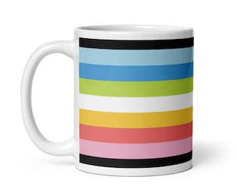 Tazza con bandiera del Queer Pride