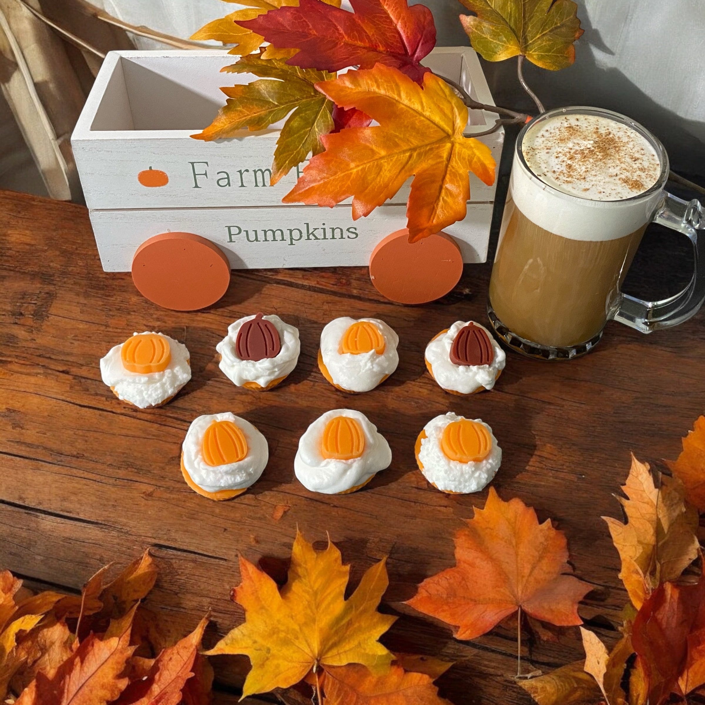 CLEARANCE! 50% OFF! | Hello Pumpkin! Adorable Mini-Cupcake Wax Melts | Lovely Fall Scent