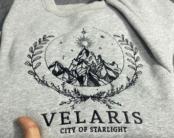 Felpa ricamata Velaris, camicia ricamata Velaris City Of Starlight, camicia The Night Court, maglione SJM, City of Starlight, ACOTAR