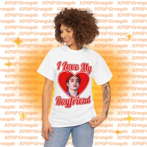 アイドル [HOPE ON THE STAGE_FINAL] T-Shirt (Red) HOPE ON THE STAGE_FINAL] T-Shirt (Red)