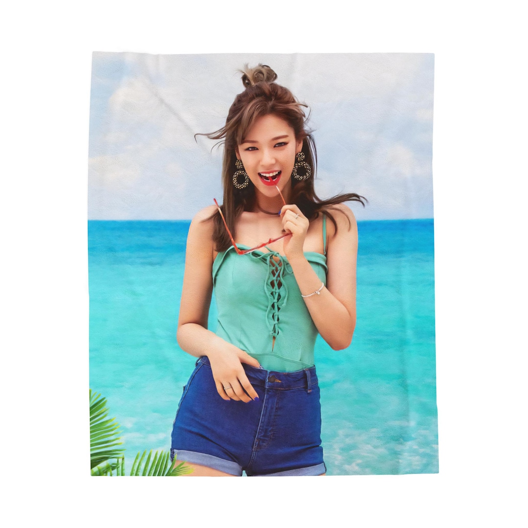Twice Jeongyeon DTNA Plush Blanket, Twice Strategy Kpop Blanket