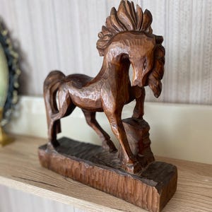 Solid Wooden Vintage Horse. Sculpture of Horse, Animal Lover, Handcrafted horse, home decor, Carved Horse Gift, Animal Statue