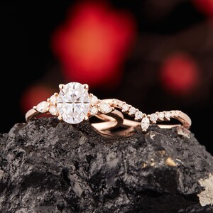 Oval Cut Moissanite Engagement Ring Marquise Diamond Ring Curved Wedding Band Vintage Half Eternity Bridal Set Unique Anniversary Ring Women