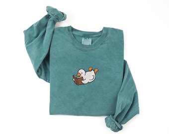 Comfort Colors Reading Goose Embroidered Sweatshirt Hoodie Shirt, Book Lover Duck Literary Crew-neck