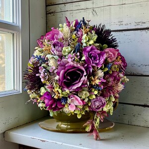 Vintage gravy boat centerpiece with lush purple florals, English cottage home decor, grandmillennial styling, romantic botanical arrangement, spring summer farmhouse decor