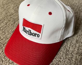 Gorra de béisbol vintage de los años 90 con bordado del equipo de carreras Marlboro rojo, rara