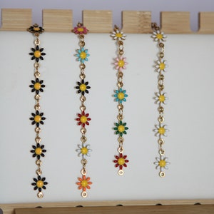 Daisy Chain, double sided daisy, enamel jewelry, permanent jewelry, summer chains, gold plated stainless steel,