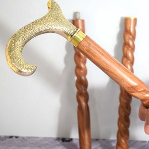 Personalized Wooden Handmade Folding Walking Stick Leaf Design Brass Adjustable Handle Spiral  Cane With Rubber tip Gift For Grandparents