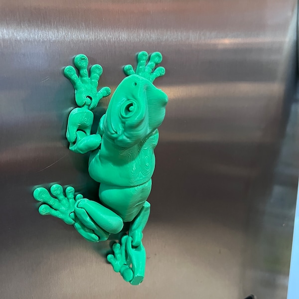 3D Printed White Tree Frog