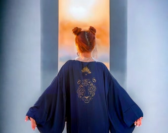 Kimono long en pue soie bleu & or élégant,robe légère d'intérieur, pièce unique, avec ceinture, robe de chambre, veste tigre, cadeau de Noël