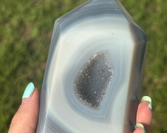 Radiant Earth: Natural Druzy Agate Crystal Tower - Healing Energy and Boho Decor