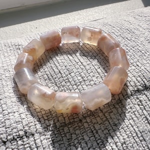 High quality natural flower agate bracelet