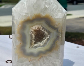 Druzy agate crystal tower