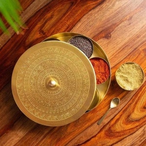 Indian Handmade Pure 100% Brass Spice Kitchen Storage Containers/ Masala Box/Storage Box/Decorative Round Spice Box