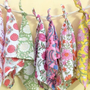 Lot de 20 serviettes de table assorties, lot de 20 serviettes imprimées à la main, serviette bohème, serviettes de table en coton à assortir, serviettes de table indiennes faites main