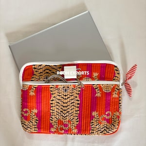 Orange tigermönstrad quiltad laptopfodral | Bomullsfodral för MacBook | iPad/surfplatta | Tekniska tillbehör | Vattentätt laptopfodral