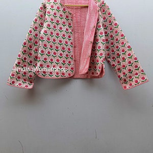 Giacca trapuntata in tessuto con stampa floreale rosa a blocchi Giacca corta Kimono Kantha Cappotto da donna Giacca corta nuovo stile immagine 2